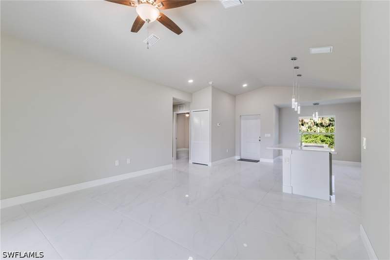3 bedroom SingleFamilyResidence at 1962 Leghorn St, Greenbriar, Lehigh Acres — photo 5