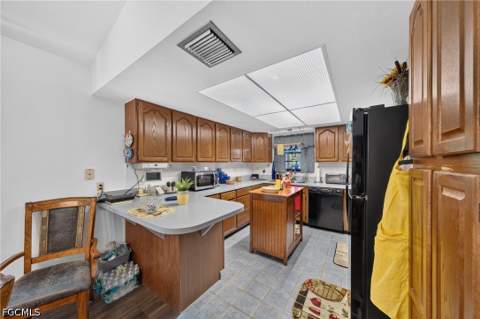 13442 Caribbean Blvd, Fort Myers FL - photo 14 of 46
