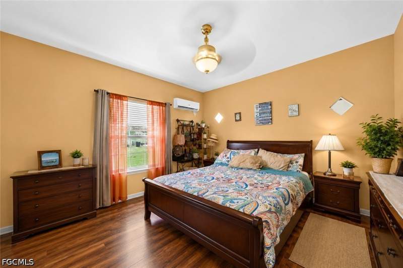 3 bedroom SingleFamilyResidence at 13442 Caribbean Blvd, Fort Myers Shores, Fort Myers — photo 4