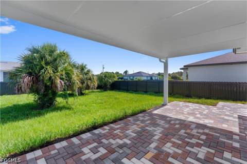 413 Eisenhower Blvd, Lehigh Acres FL - photo 23 of 33