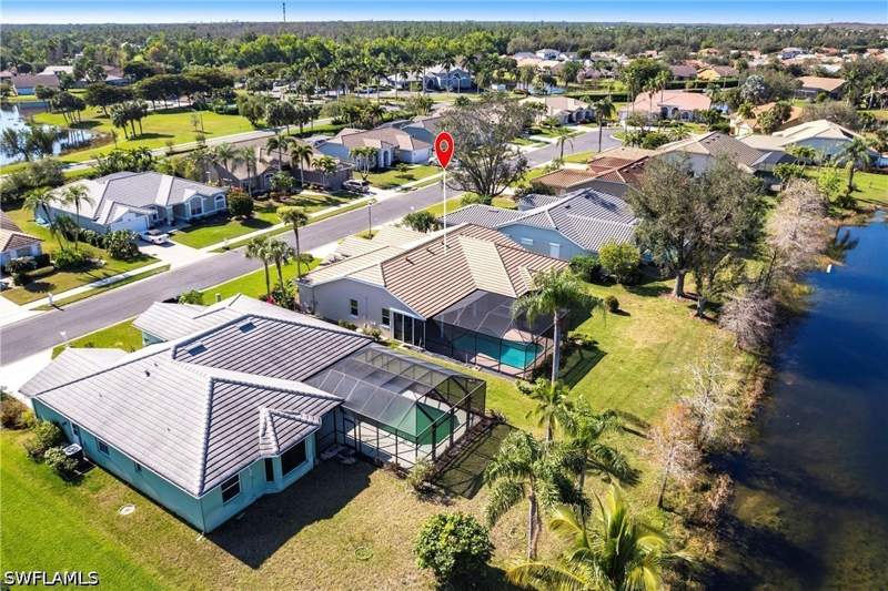 3 bedroom SingleFamilyResidence at 8361 Trentwood Ct, Cross Creek Estates, Fort Myers — photo 2