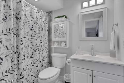 170 Turtle Lake Ct 309, Naples FL - photo 23 of 46