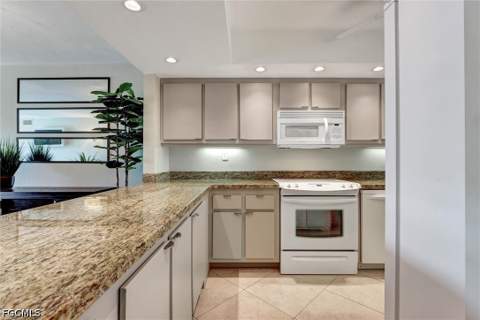 4574 Trawler Ct 202, Fort Myers FL - photo 12 of 47