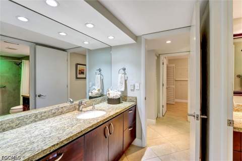4574 Trawler Ct 202, Fort Myers FL - photo 15 of 47