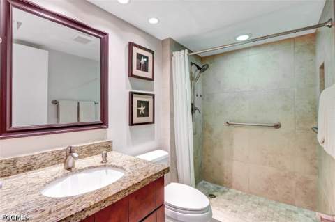 4574 Trawler Ct 202, Fort Myers FL - photo 16 of 47