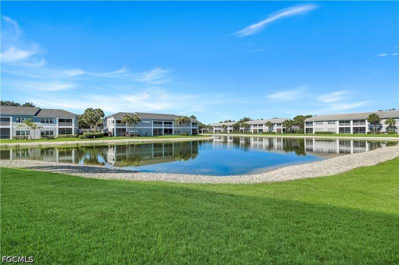 2 bedroom Condominium at 12131 Summergate Cir 203, Summerwind, Fort Myers — photo 4