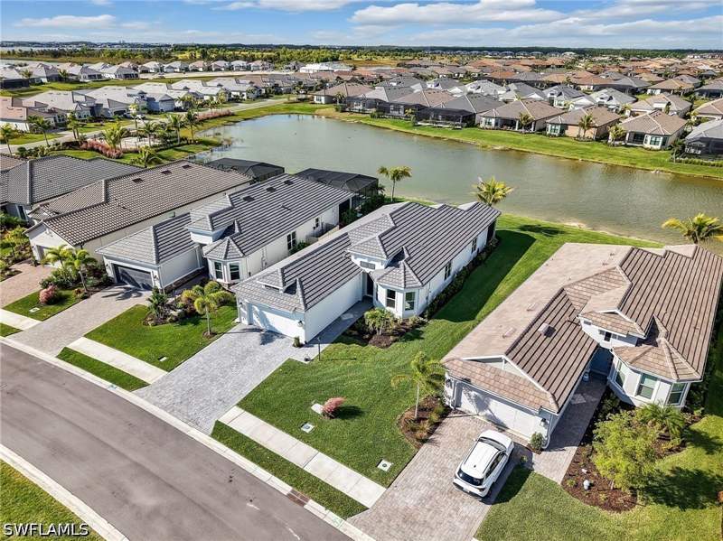 3 bedroom SingleFamilyResidence at 11934 Molto Dr, Esplanade Lake Club, Fort Myers — photo 2