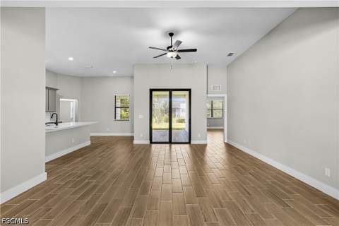 331 Nicholas Pkwy E, Cape Coral FL - photo 6 of 33