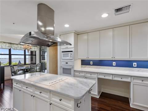 11620 Court Of Palms 202, Fort Myers FL - photo 23 of 50