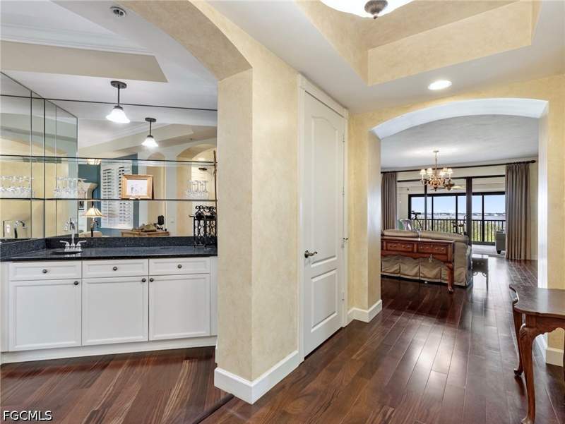 3 bedroom Condominium at 11620 Court Of Palms 202, Palmas Del Sol, Fort Myers — photo 4