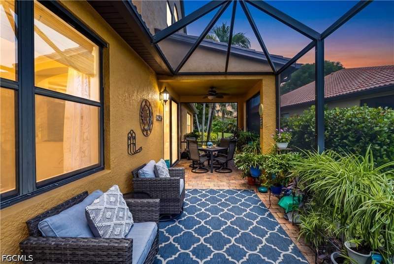 5 bedroom SingleFamilyResidence at 12926 Village Gate Ct, Daniels Preserve, Fort Myers — photo 2