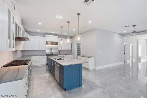 4837 Tarpon Ave, Bonita Springs FL - photo 14 of 50