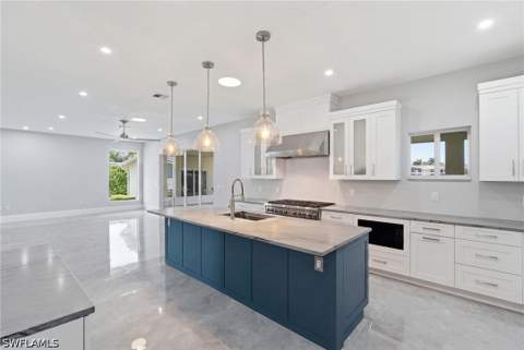 4837 Tarpon Ave, Bonita Springs FL - photo 16 of 50