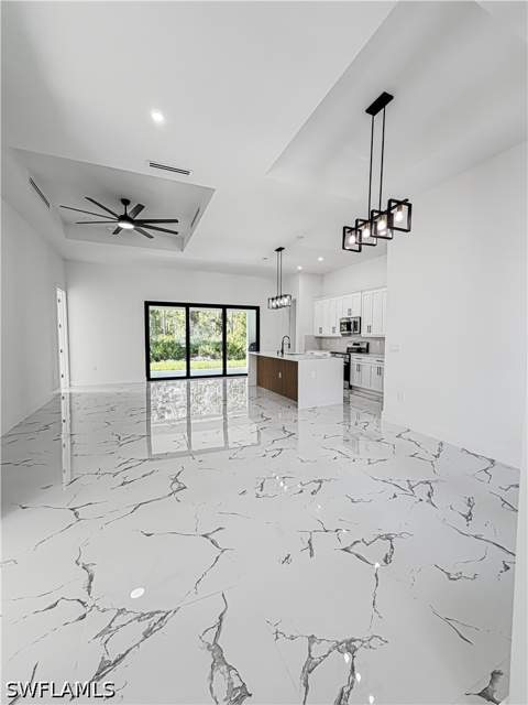 904 W 10th St, Lehigh Acres FL - photo 13 of 33