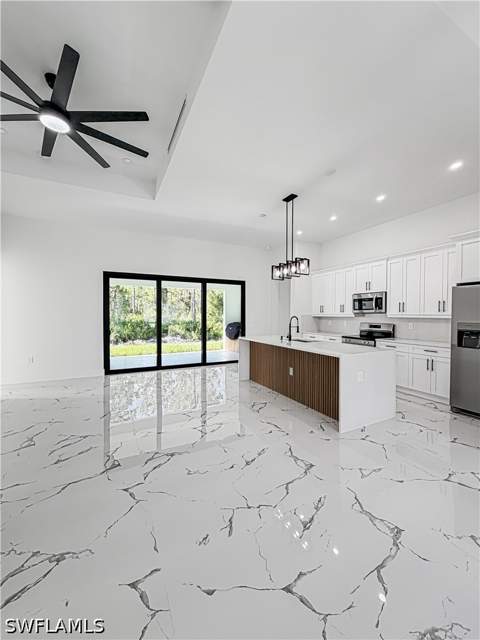 904 W 10th St, Lehigh Acres FL - photo 14 of 33