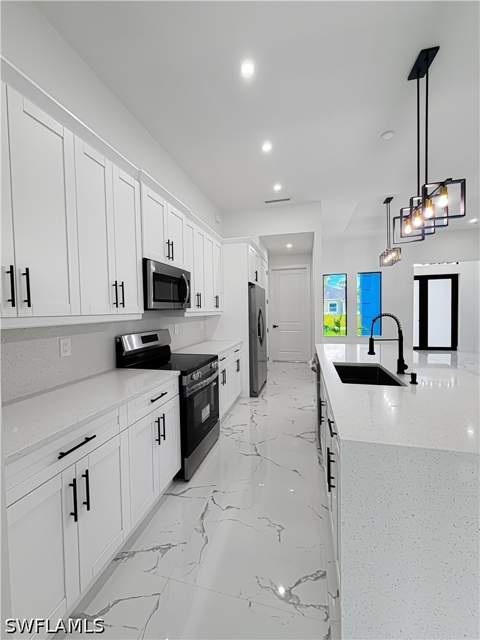904 W 10th St, Lehigh Acres FL - photo 8 of 33