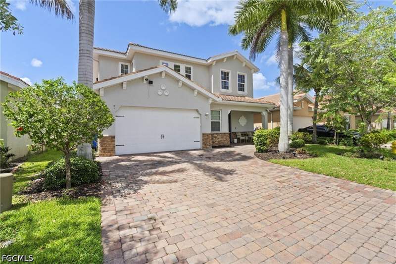 5 bedroom SingleFamilyResidence at 3861 King Williams St, Lindsford, Fort Myers — photo 2