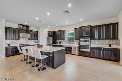 11110 Canal Grande Dr, Fort Myers FL - photo 9 of 35