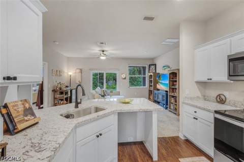 670 Nimitz Blvd, Lehigh Acres FL - photo 15 of 37