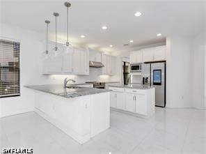 10008 Chesapeake Bay Dr, Fort Myers FL - photo 9 of 44