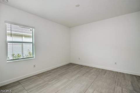 17211 Blue Sapphire Dr, Fort Myers FL - photo 14 of 38