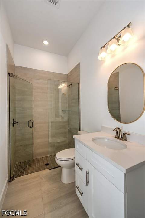 17211 Blue Sapphire Dr, Fort Myers FL - photo 17 of 38