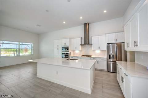 17211 Blue Sapphire Dr, Fort Myers FL - photo 6 of 38