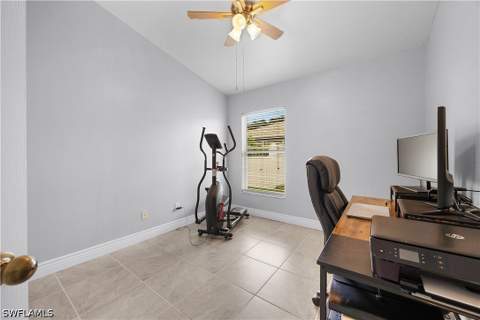 15633 Beachcomber Ave, Fort Myers FL - photo 15 of 20