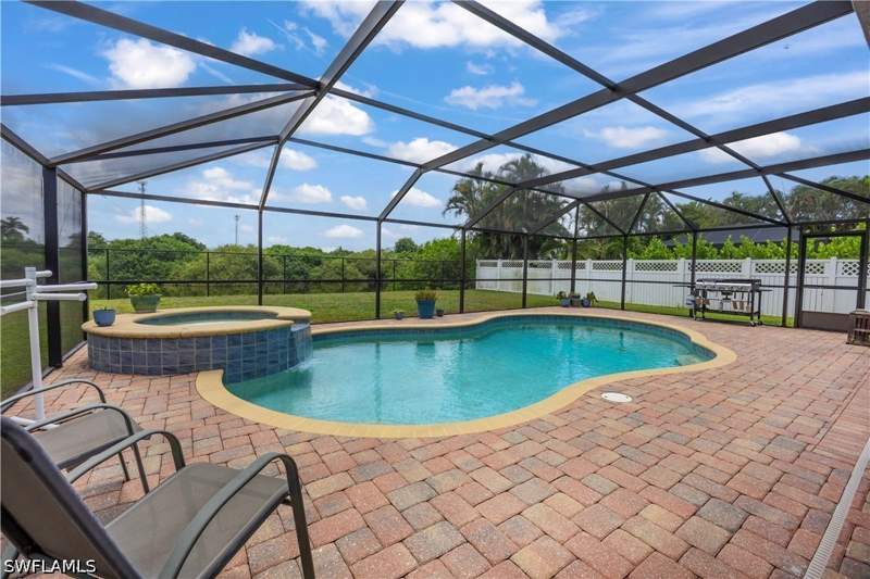 3 bedroom SingleFamilyResidence at 15633 Beachcomber Ave, Beachwalk Isles, Fort Myers — photo 5