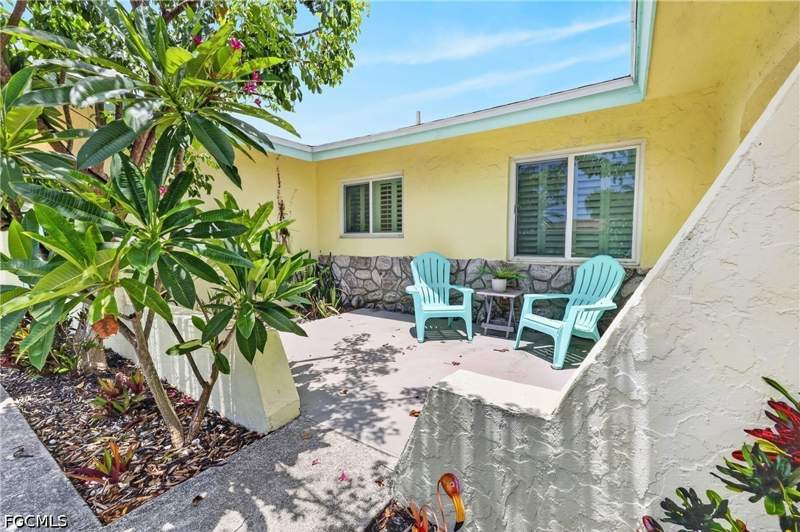 4 bedroom SingleFamilyResidence at 3937 SE 9th Ct, Cape Coral, Cape Coral — photo 4