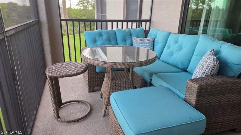 2 bedroom Condominium at 9830 Giaveno Cir 1637, Giaveno, Naples — photo 4