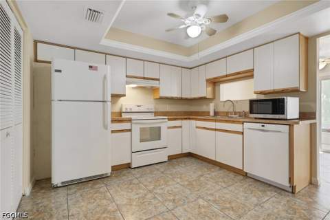 1723 Golf Club Dr 1, North Fort Myers FL - photo 10 of 27