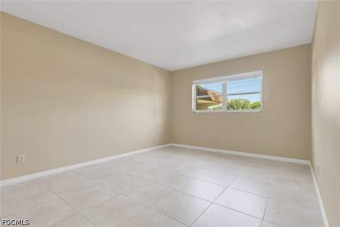 1723 Golf Club Dr 1, North Fort Myers FL - photo 19 of 27