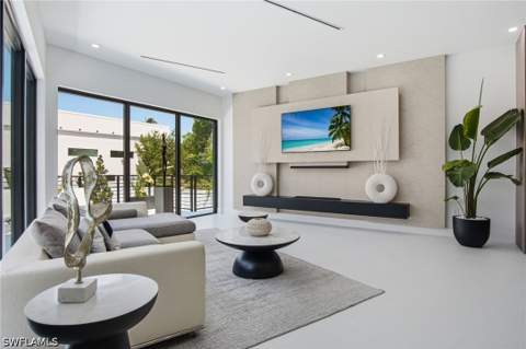 298 Castaways St, Marco Island FL - photo 9 of 42