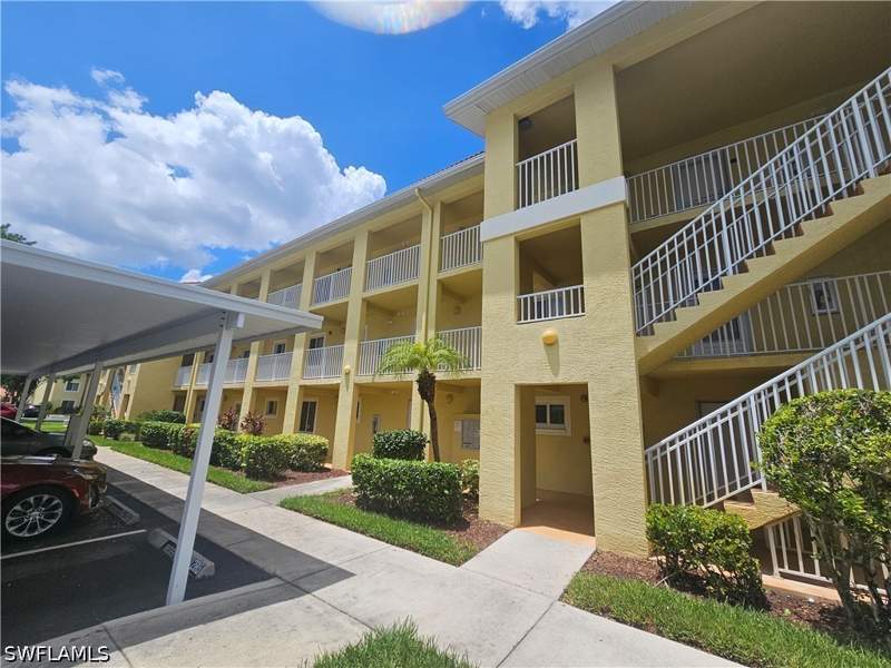 2 bedroom Condominium at 8284 Key Royal Cir 1312, Key Royal Condominiums, Naples — photo 2