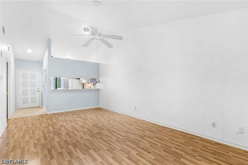 2 bedroom Condominium at 5857 Rattlesnake Hamm Rd 204, Augusta Woods, Naples — photo 2
