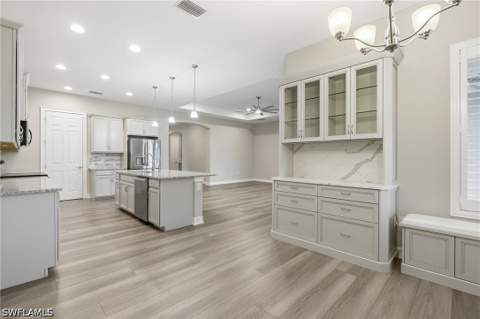 10240 Avonleigh Dr, Bonita Springs FL - photo 17 of 50
