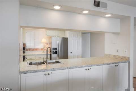 15010 Punta Rassa Rd 108, Fort Myers FL - photo 7 of 33