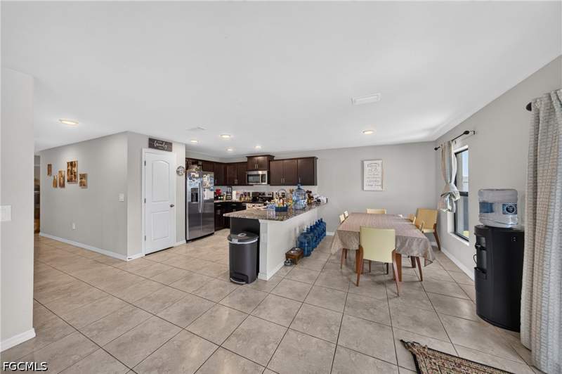3 bedroom SingleFamilyResidence at 3903 NW 38th St, Cape Coral, Cape Coral — photo 5