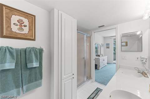 4421 Bay Beach Ln 623, Fort Myers Beach FL - photo 15 of 23