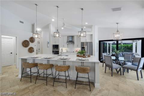 235 Silverado Dr, Naples FL - photo 8 of 17