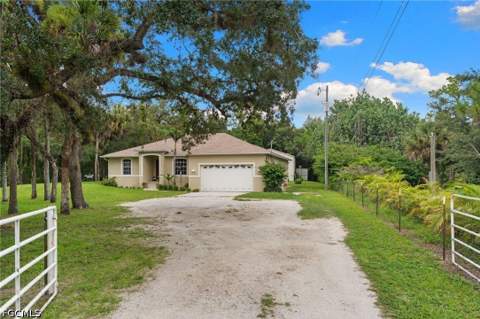 14151 Cemetery Rd, Fort Myers FL - photo 14 of 50