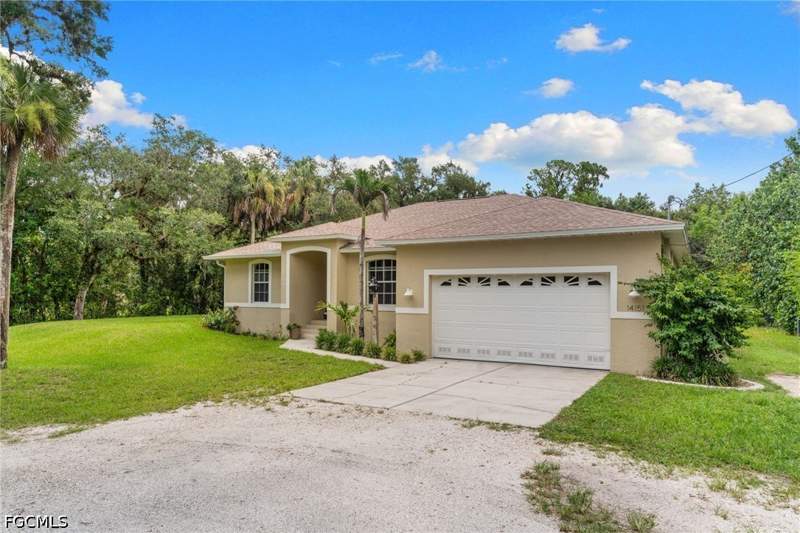 3 bedroom SingleFamilyResidence at 14151 Cemetery Rd, Buckingham, Fort Myers — photo 2