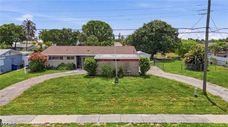 3 bedroom SingleFamilyResidence at 4430 Orange Grove Blvd, North Fort Myers, North Fort Myers — photo 3