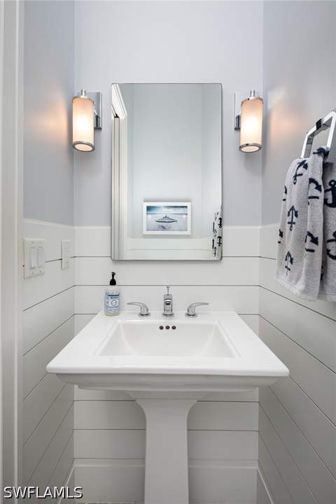 2036 Laguna Way, Naples FL - photo 22 of 50