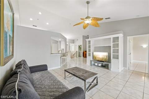 349 Dover Pl 203, Naples FL - photo 6 of 44