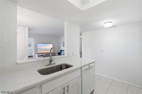 13240 White Marsh Ln 8, Fort Myers FL - photo 10 of 33