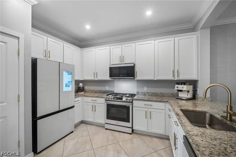 3 bedroom Duplex at 15280 Cortona Way, Venetian Pointe, Fort Myers — photo 3