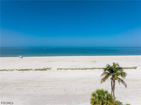 7700 Estero Blvd 402, Fort Myers Beach FL - photo 17 of 46
