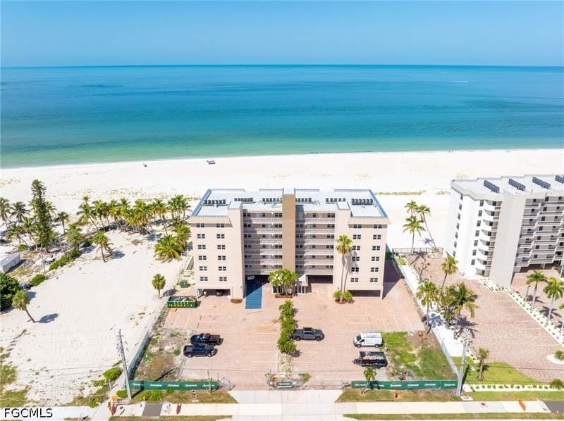 2 bedroom Condominium at 7700 Estero Blvd 402, Eden House Condo, Fort Myers Beach — photo 3